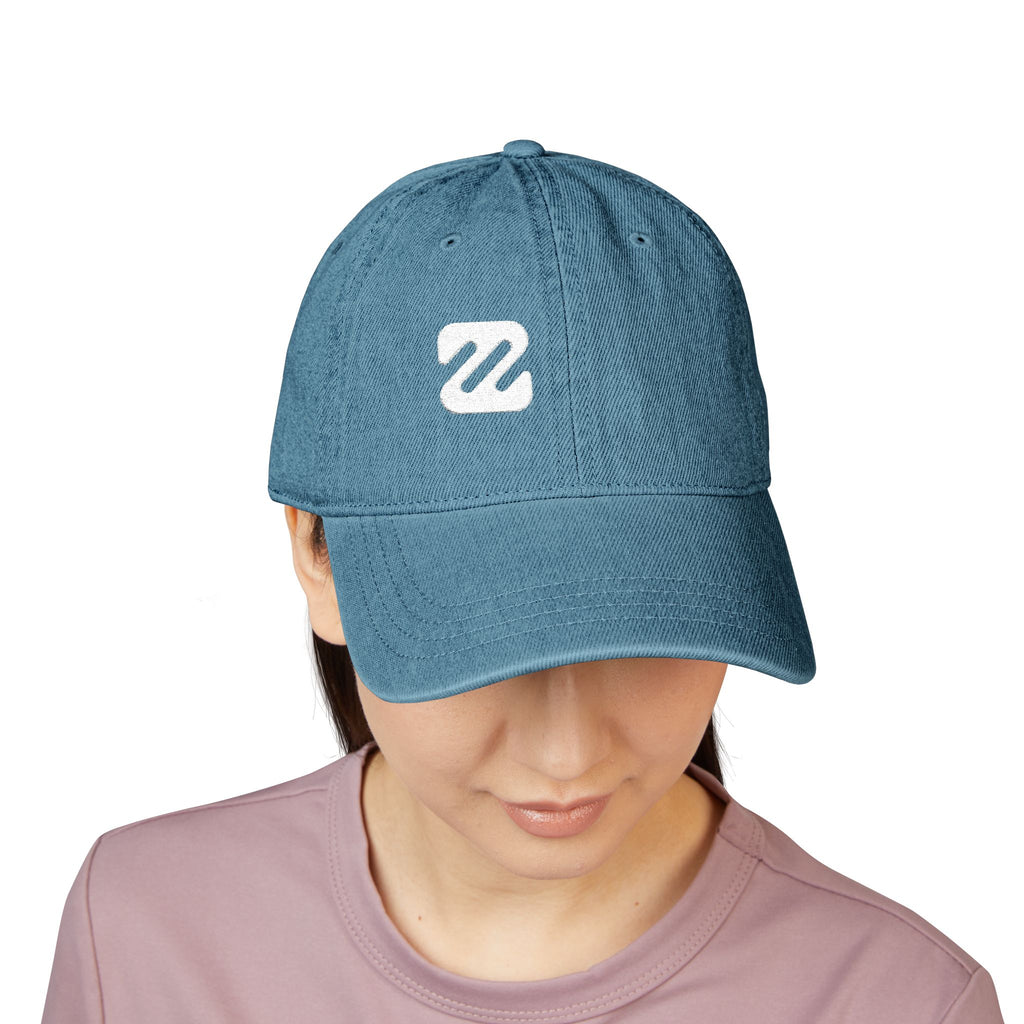 Embroidered Denim Baseball Cap — Minimal 'Z' Logo, Adjustable Black Hat